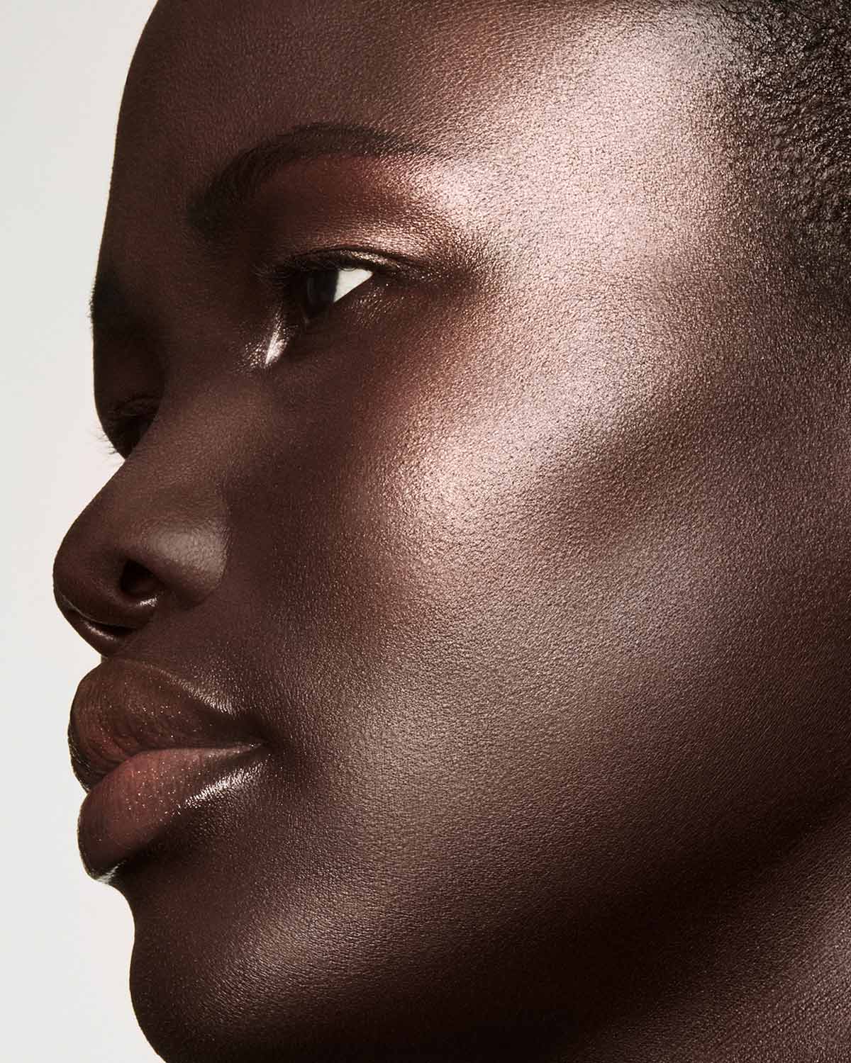 Iluminador Fenty Beauty