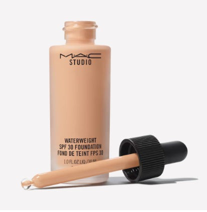 STUDIO WATERWEIGHT SPF 30 FOUNDATION