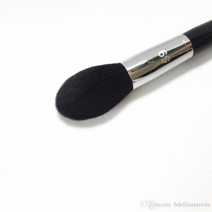 Brocha de maquillaje en polvo